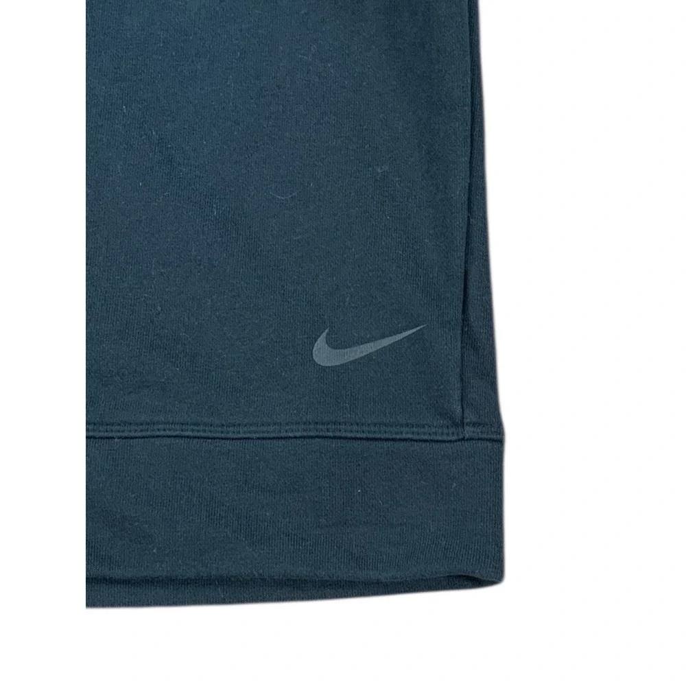 Nike Women's Long Sleeve V-Neck Open Back‎ Workout Sweatshirt